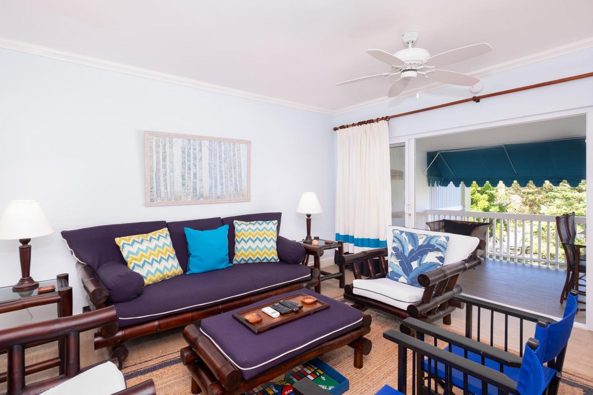 Jamaica Time Driftwood At Sea Palms 3Br 3Ba Condo In Ocho Rios With Pool And Beach Front With Views Only 10 Mins From Ochi Intl Airport Direct Flight From Miami Saint Maryʼs Exterior foto