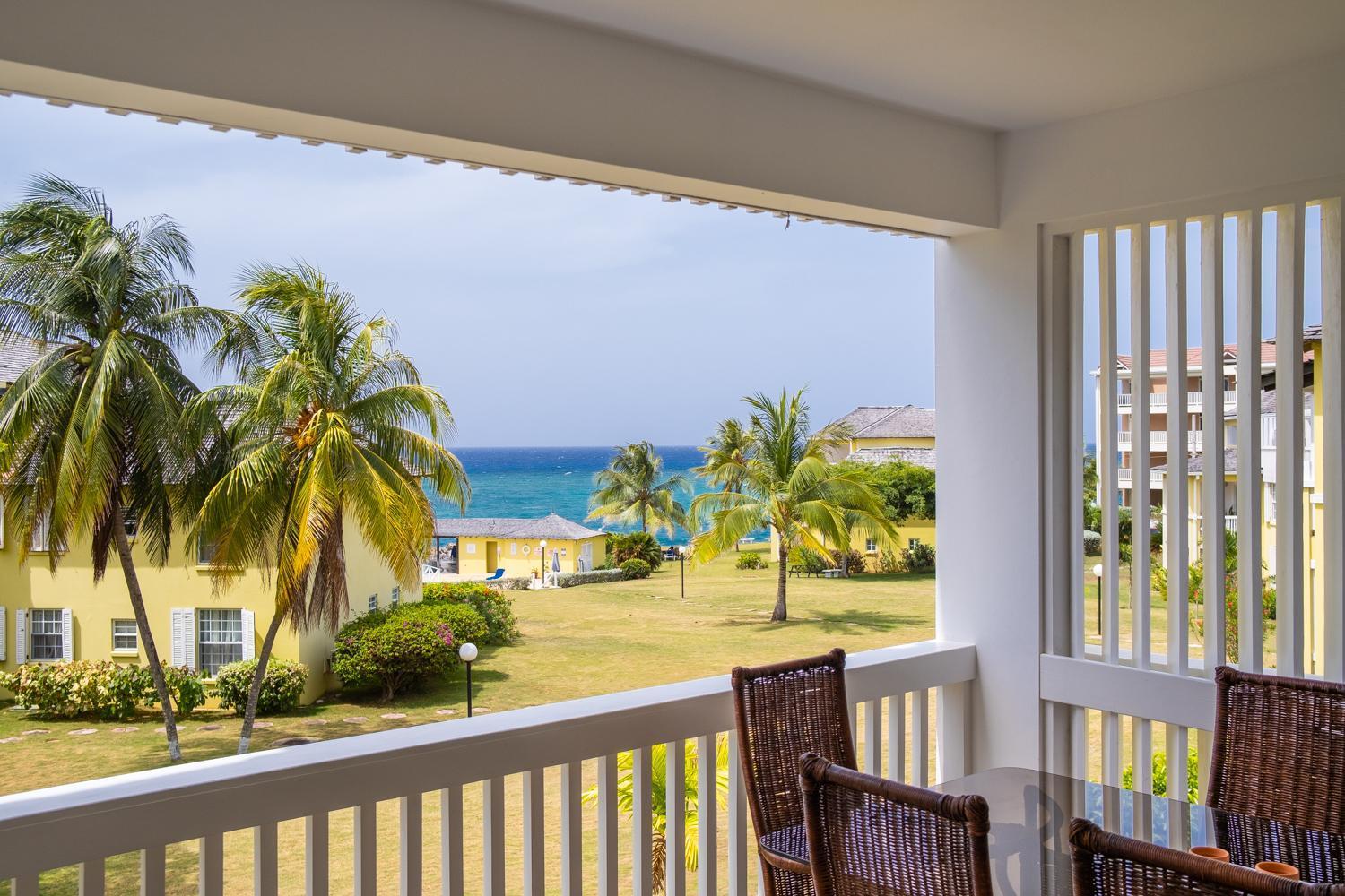 Jamaica Time Driftwood At Sea Palms 3Br 3Ba Condo In Ocho Rios With Pool And Beach Front With Views Only 10 Mins From Ochi Intl Airport Direct Flight From Miami Saint Maryʼs Exterior foto