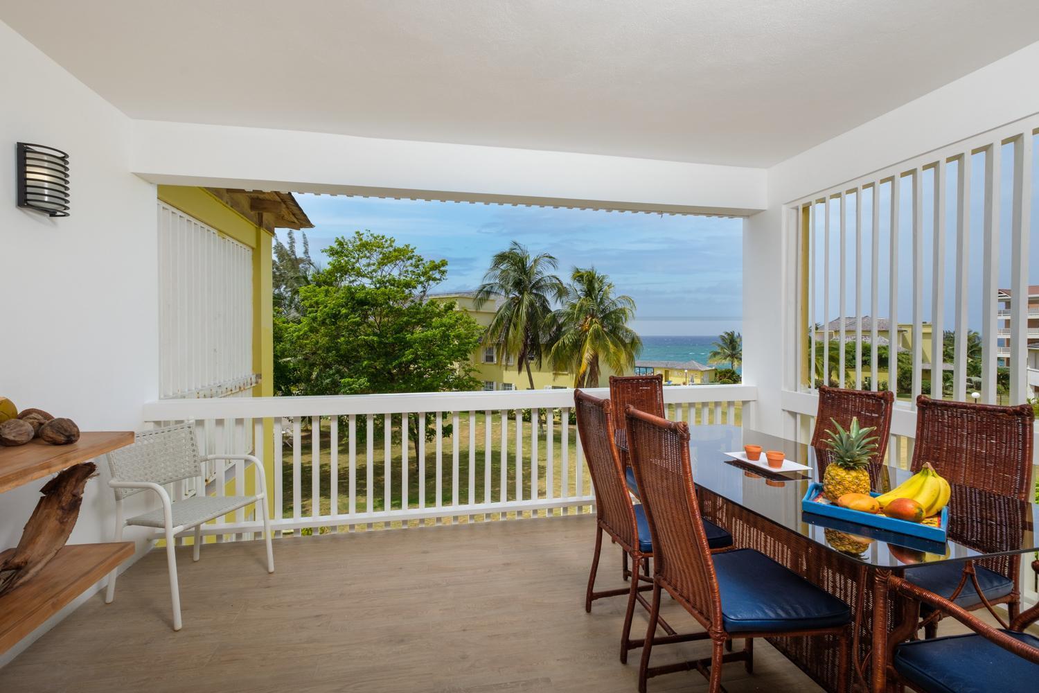 Jamaica Time Driftwood At Sea Palms 3Br 3Ba Condo In Ocho Rios With Pool And Beach Front With Views Only 10 Mins From Ochi Intl Airport Direct Flight From Miami Saint Maryʼs Exterior foto